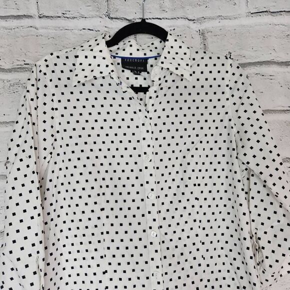 Foxcroft Wrinkle Free Fitted Cotton Geometric Button Up Blouse Black White Sz 8 - Picture 2 of 13